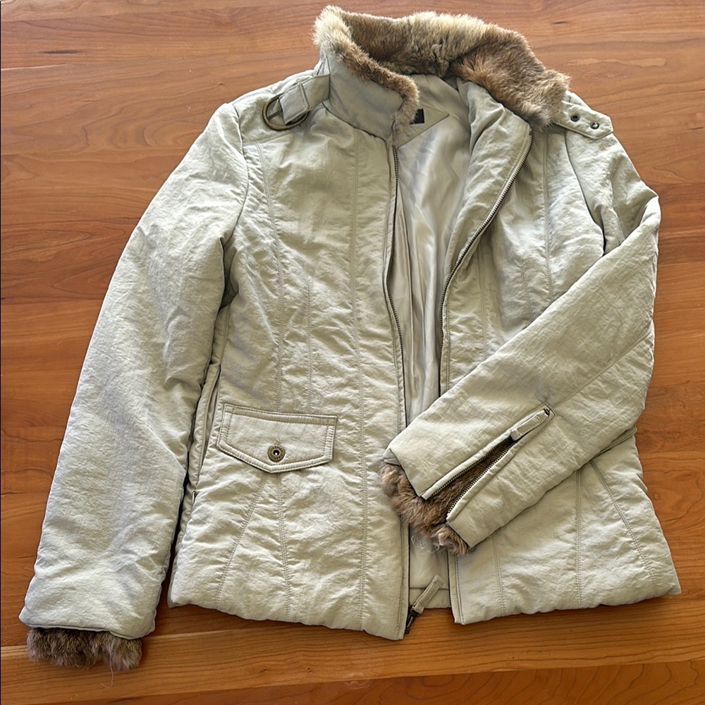 Via Spiga Rabbit trim Cream Puffer Jacket with Quilted Design
